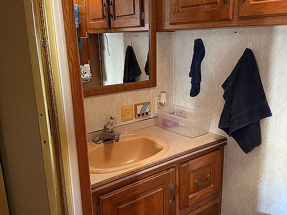 5th image of 12928 Seminole Blvd Unit 39