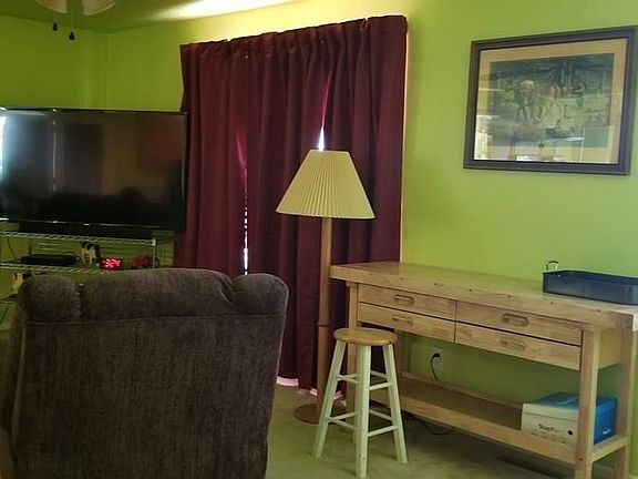 2nd image of 3600 Kratz Ln