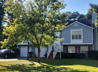 5881 Mistyview Dr, Rex, GA 30273