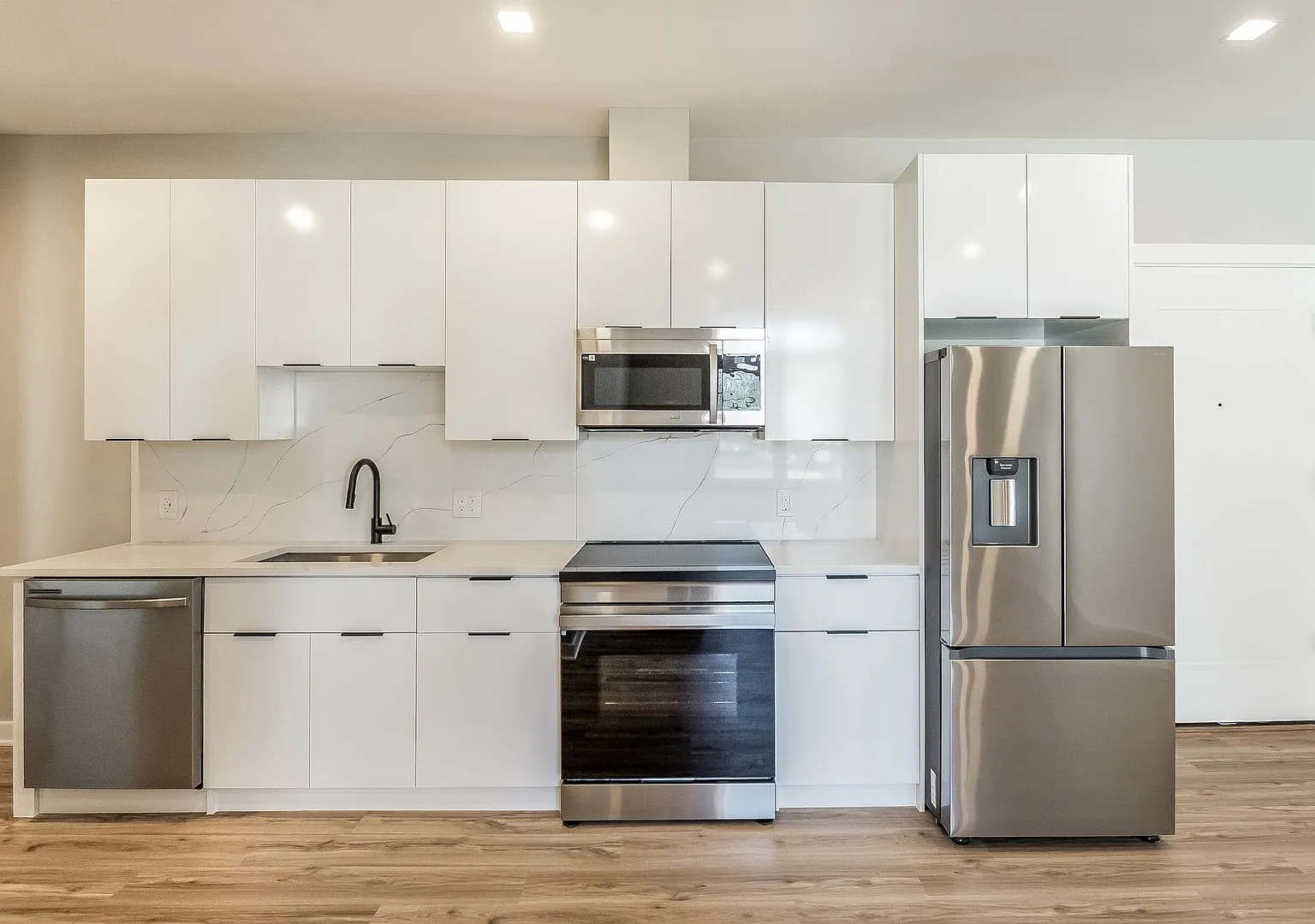 1358 Florida Ave NE — Photo 4