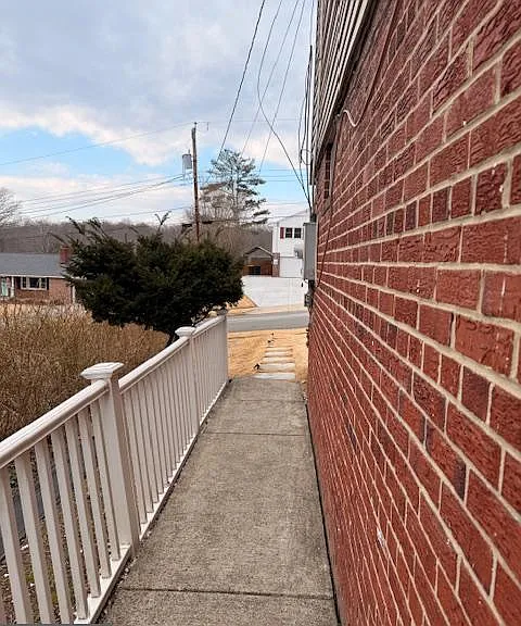 6015 Loretto St — Photo 2