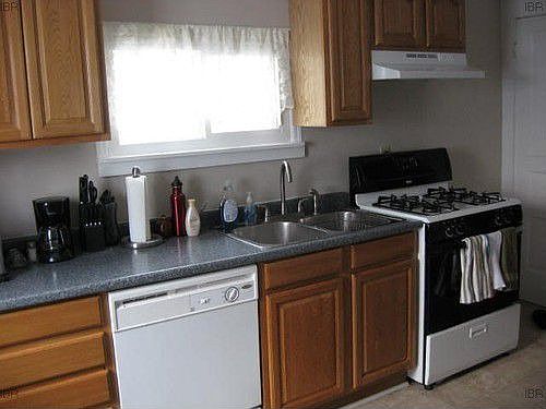 2nd image of 12 Sands St