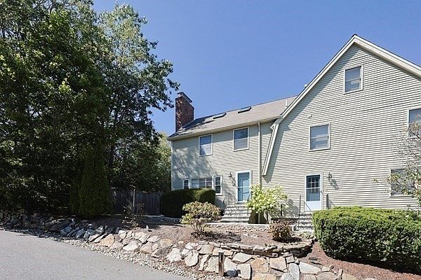 1st image of 26 Pleasant St #B
