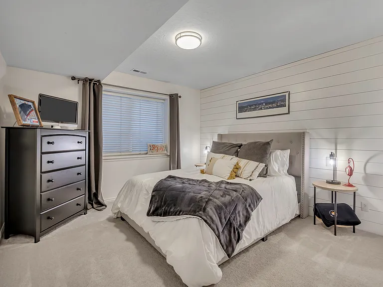 9162 S Glenn Abbey Way — Photo 36