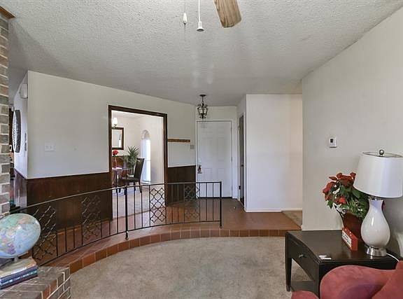 5th image of 312 Deer Creek Rd