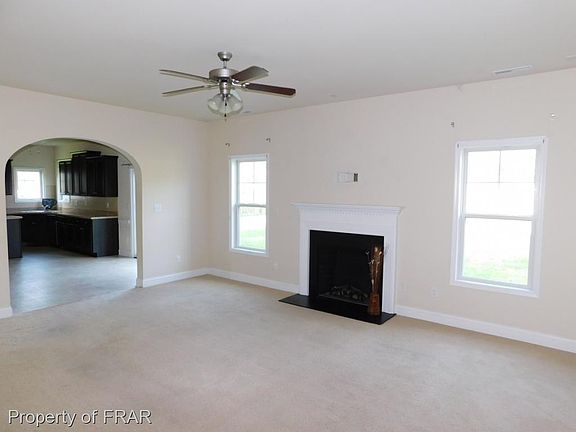 5th image of 3533 Castlefield Ln
