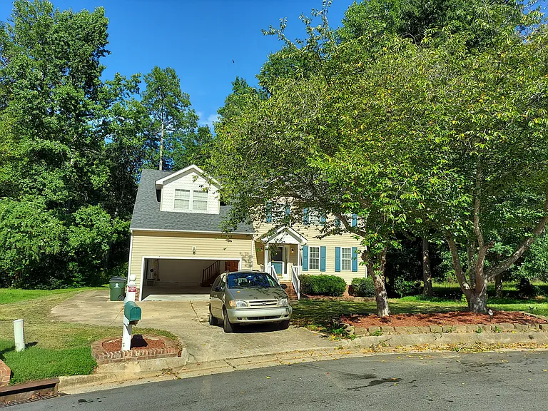 224 Crossfire Rd — Photo 2