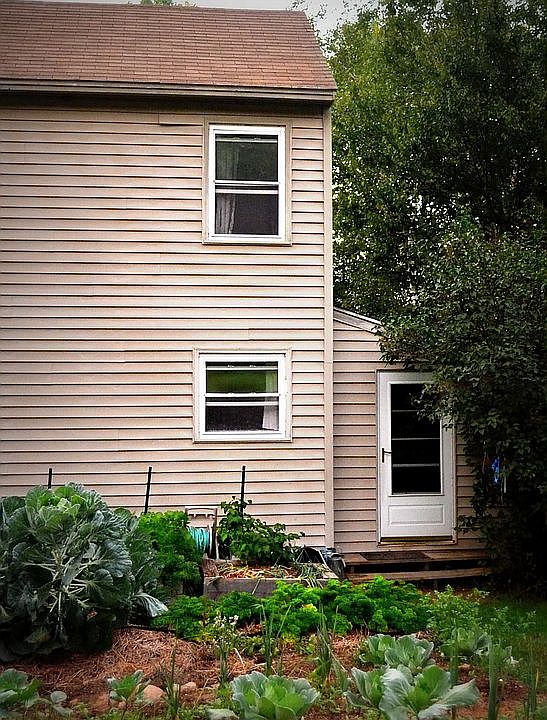 2nd image of 35 Goodell Rd