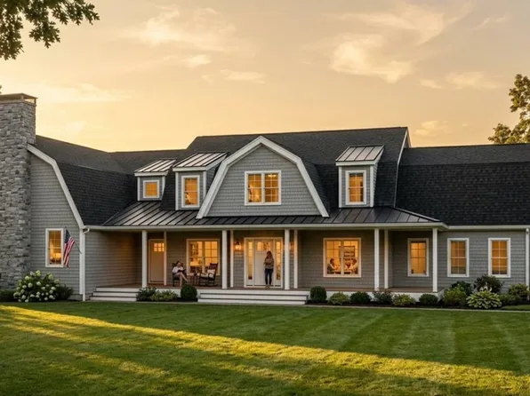 16 Cervelli Farm Dr, Hanover, MA 02339