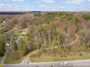 6715 Cannonsburg Rd NE, Belmont, MI 49306