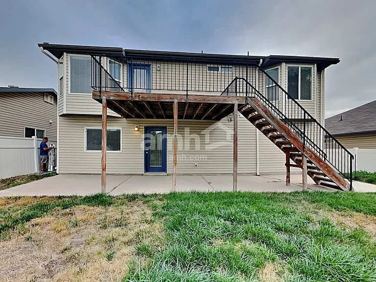 917 W Longleaf Dr — Photo 17