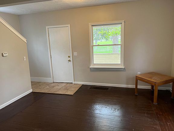 2nd image of 1213 Princeton Ave
