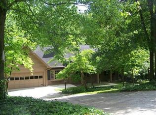21 Walnut Dr, Cartersville, GA