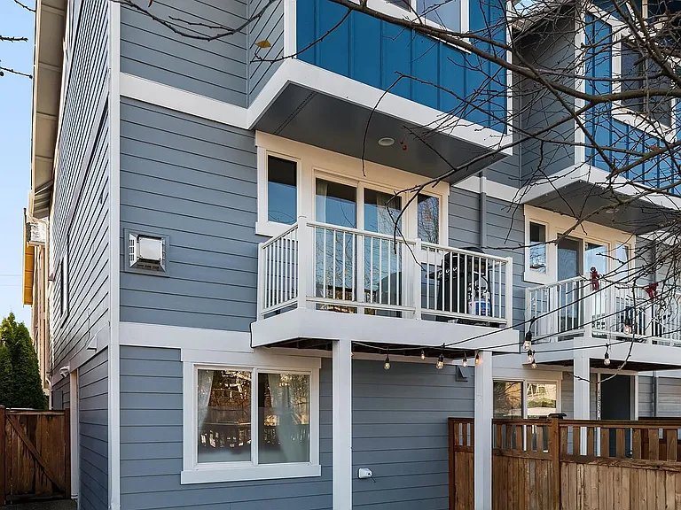 4835 Delridge Way SW #C — Photo 2
