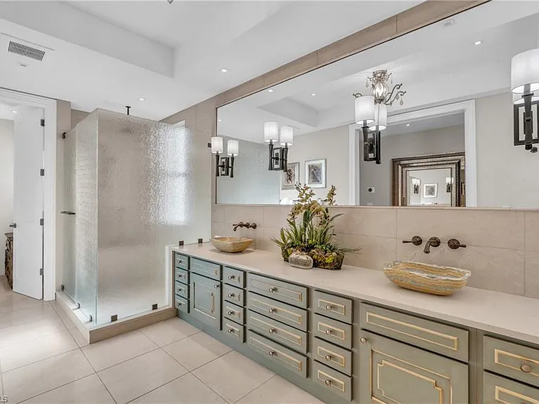 27725 Forester Dr — Photo 15