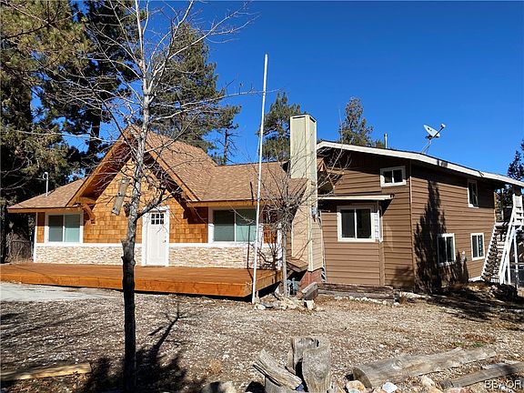 4th image of 1541 Malabar Way