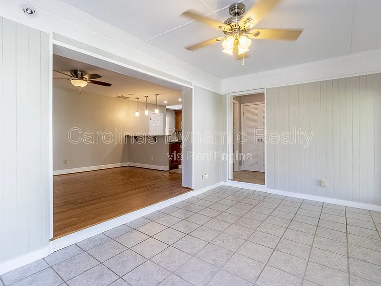 6618 Castlegate Dr — Photo 25
