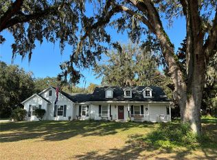 4049 SE 6th Way, Bushnell, FL 33513