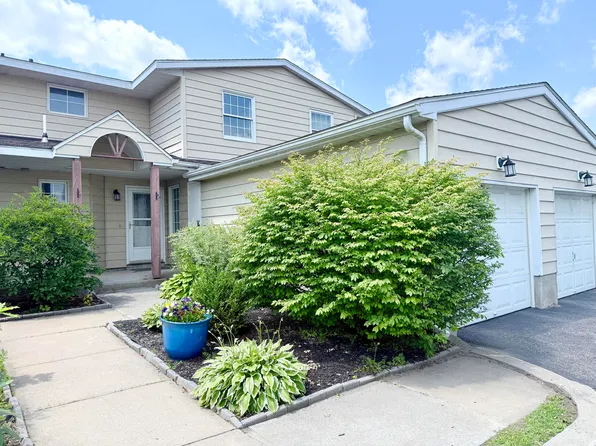 56 Maine Rd, Plattsburgh, NY 12903