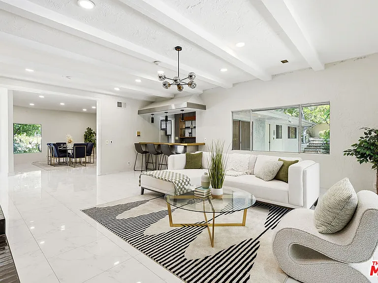 11410 Canton Dr — Photo 1