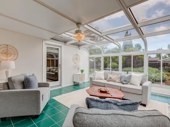585 Bryan Ave, Sunnyvale, CA 94086