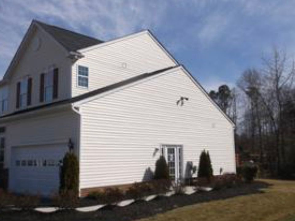1st image of 200 Taylor Farm Ln