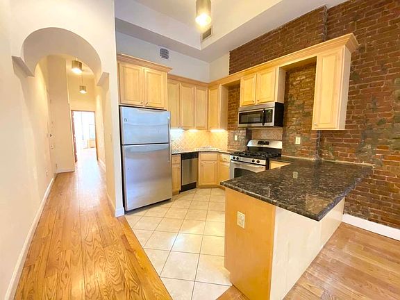 2nd image of 319 W 101st St APT 2A
