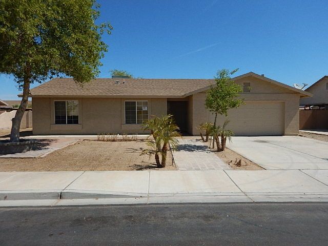 1st image of 6216 E 43rd Ln