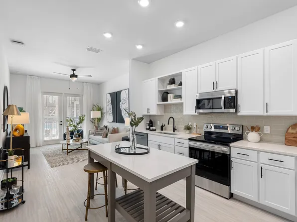 Evelyn City Lofts