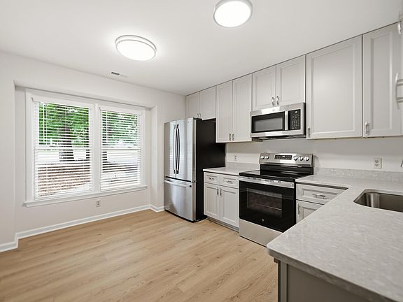 4th image of 669 Bashford Rd