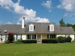 1193 New Hope Rd, Locust Grove, GA 30248