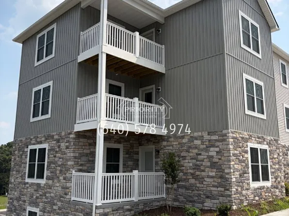 2958 Locust Grove Ct #4, Harrisonburg, VA 22801