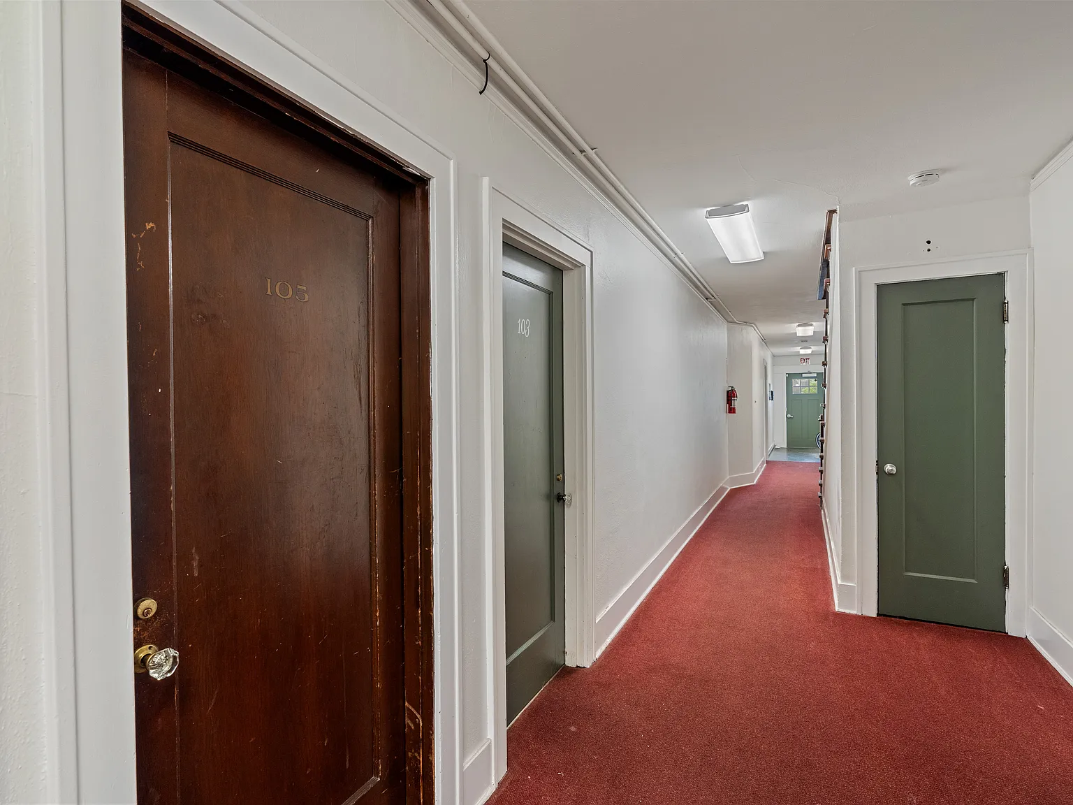Studio, 400 sqft, $800 — Photo 3