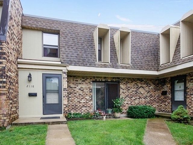 1st image of 2118 Country Club Dr