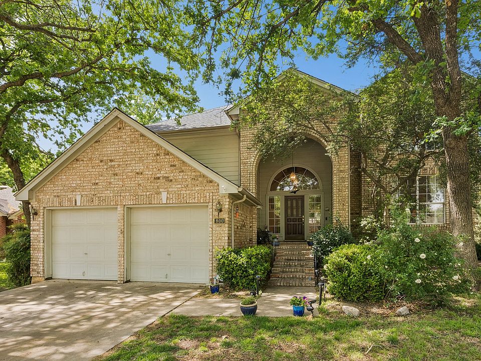 1st image of 800 Fernwood Ct