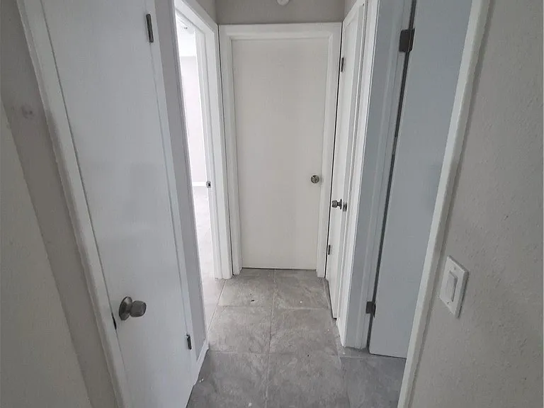 15 N Washington St — Photo 12