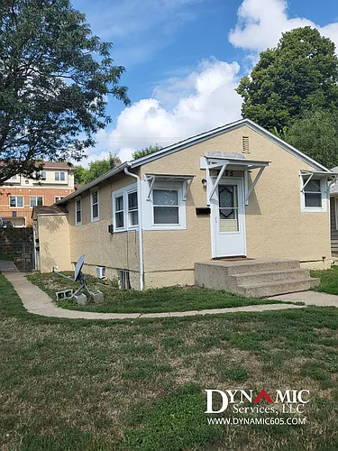 2425 S Norton Ave Photo 1
