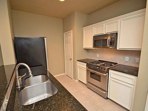 2nd image of 1138 W 25th St Unit A