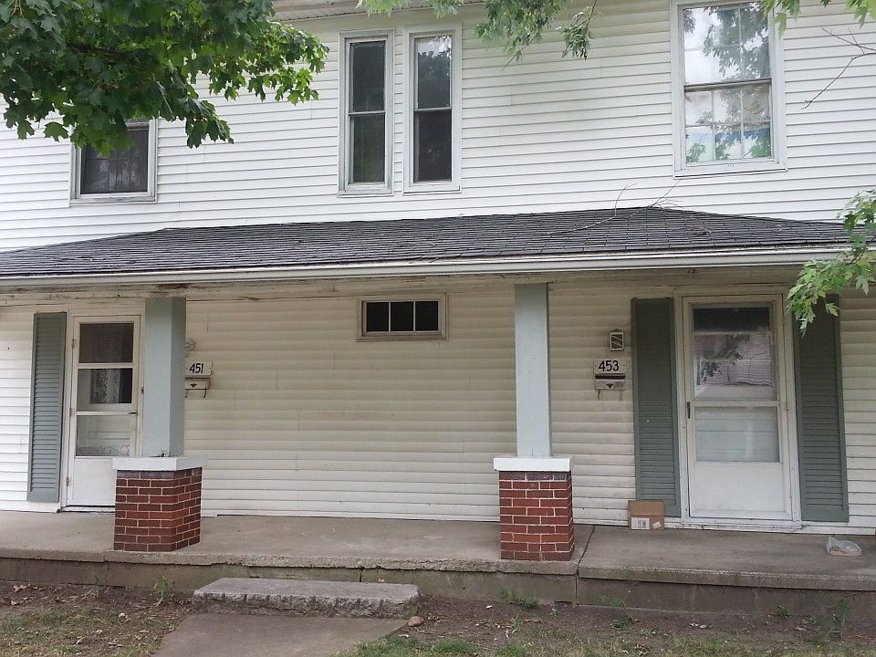 2nd image of 453 Gwynne St
