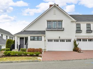 21 Honeysuckle Lane, Rye Brook, NY 10573