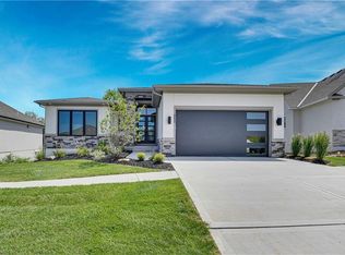 9369 Aurora St, Lenexa, KS 66220