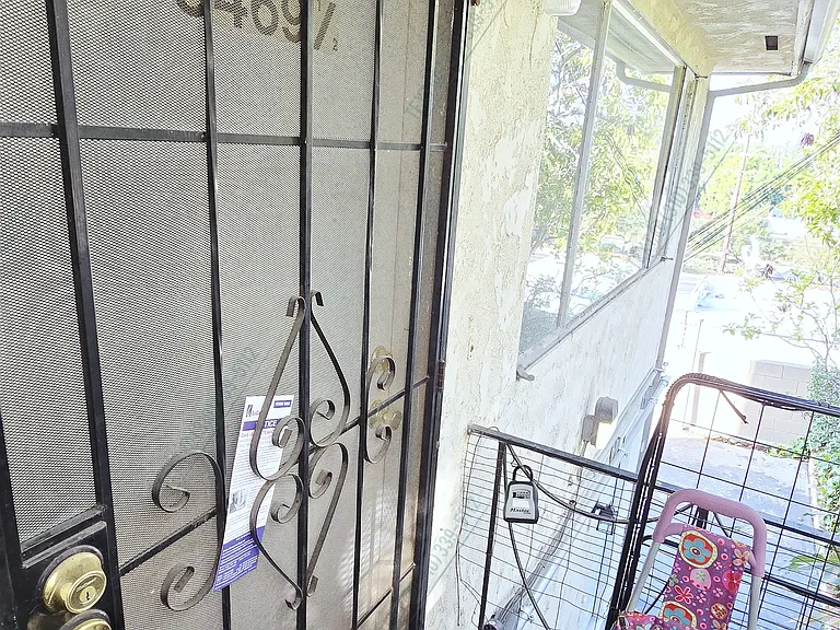 5469 Alvern Cir #1/2 — Photo 4