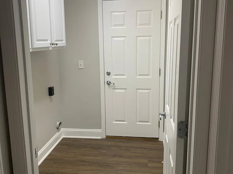 3517 Bay Island Cir — Photo 17