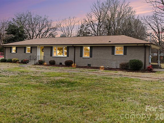 2nd image of 9211 Mount Holly Huntersville Rd