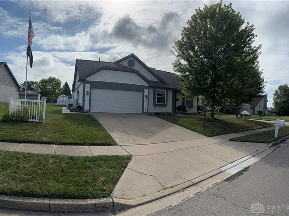 2030 Northcreek Dr, Englewood, OH 45322