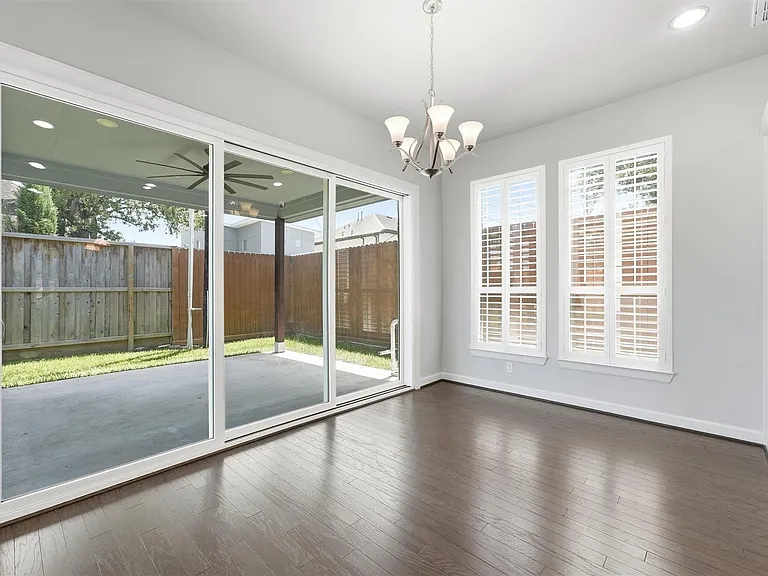 1303 Gardenia Dr — Photo 11