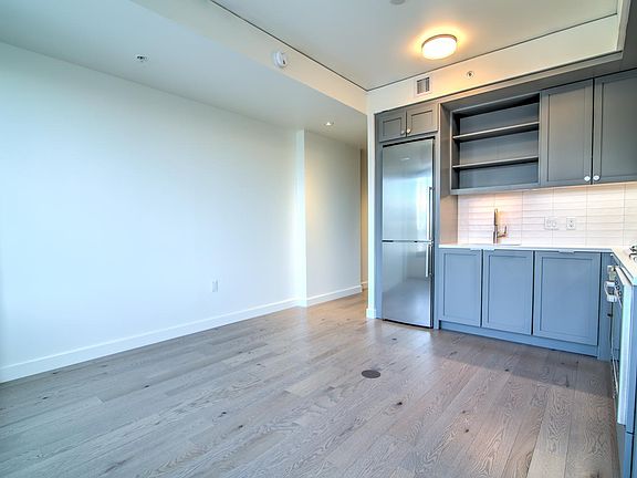 4th image of 1750 Wewatta St #1124L