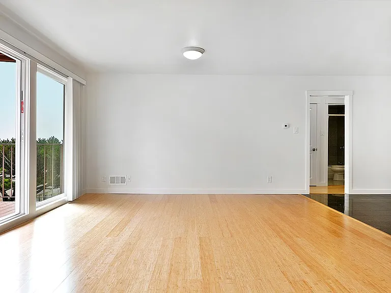 80 Crestline Dr #3 — Photo 4
