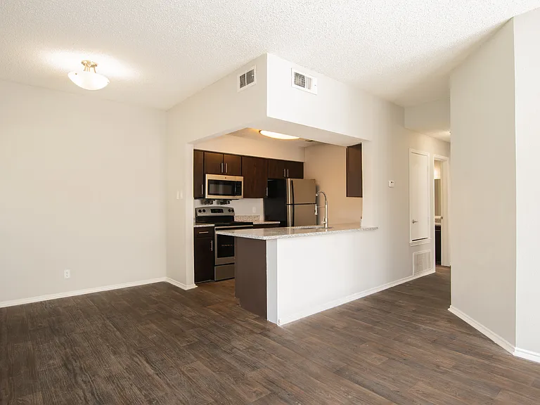 Summer House Apartment Homes — Photo 11