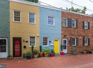 12 Snows Ct NW, Washington, DC 20037